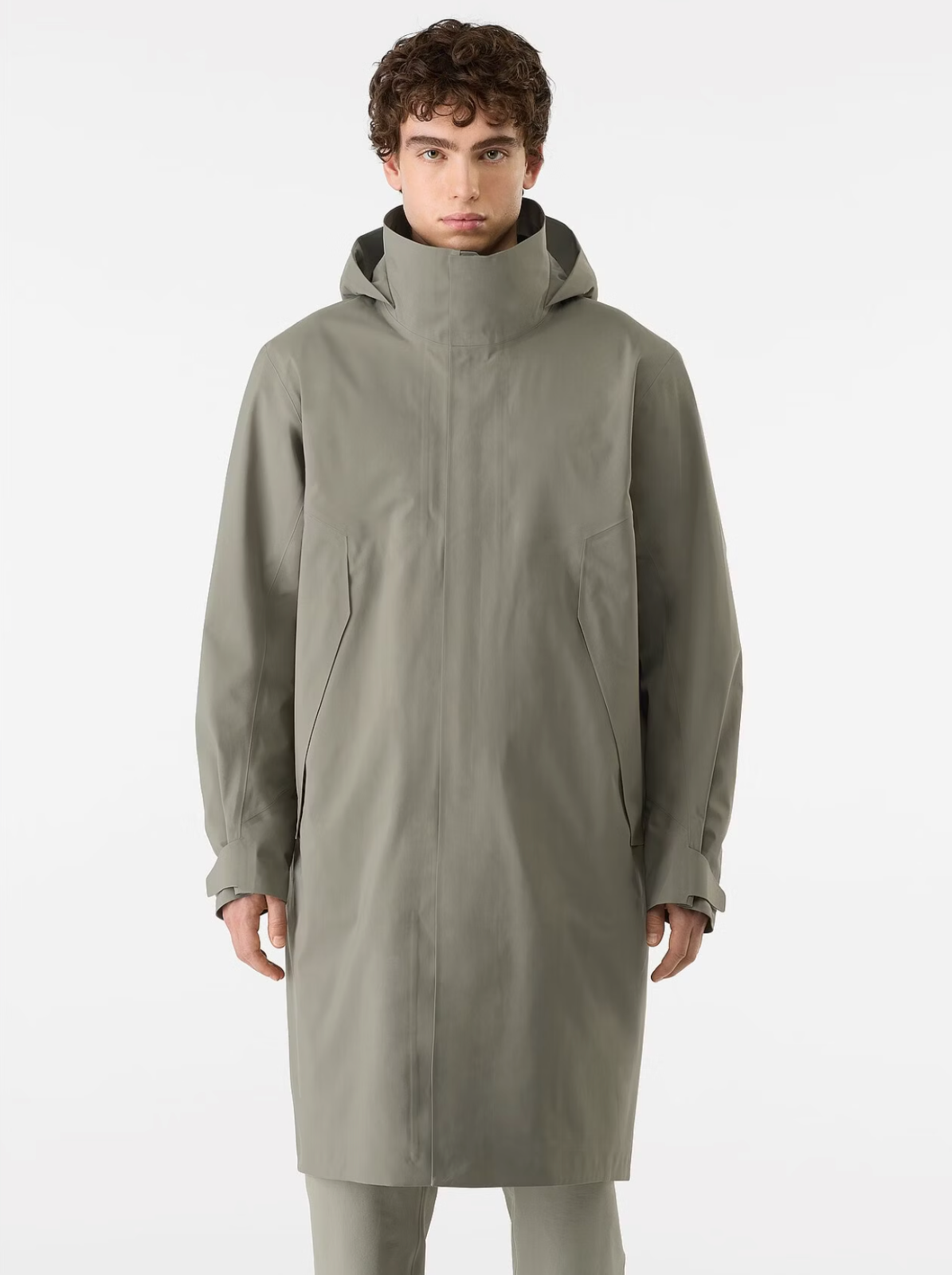 Brand New Arc'Teryx Veilance Monitor Coat Gore-Tex 3L Long Brand New Arc'Teryx Veilance Monitor Coat Gore-Tex 3L Long