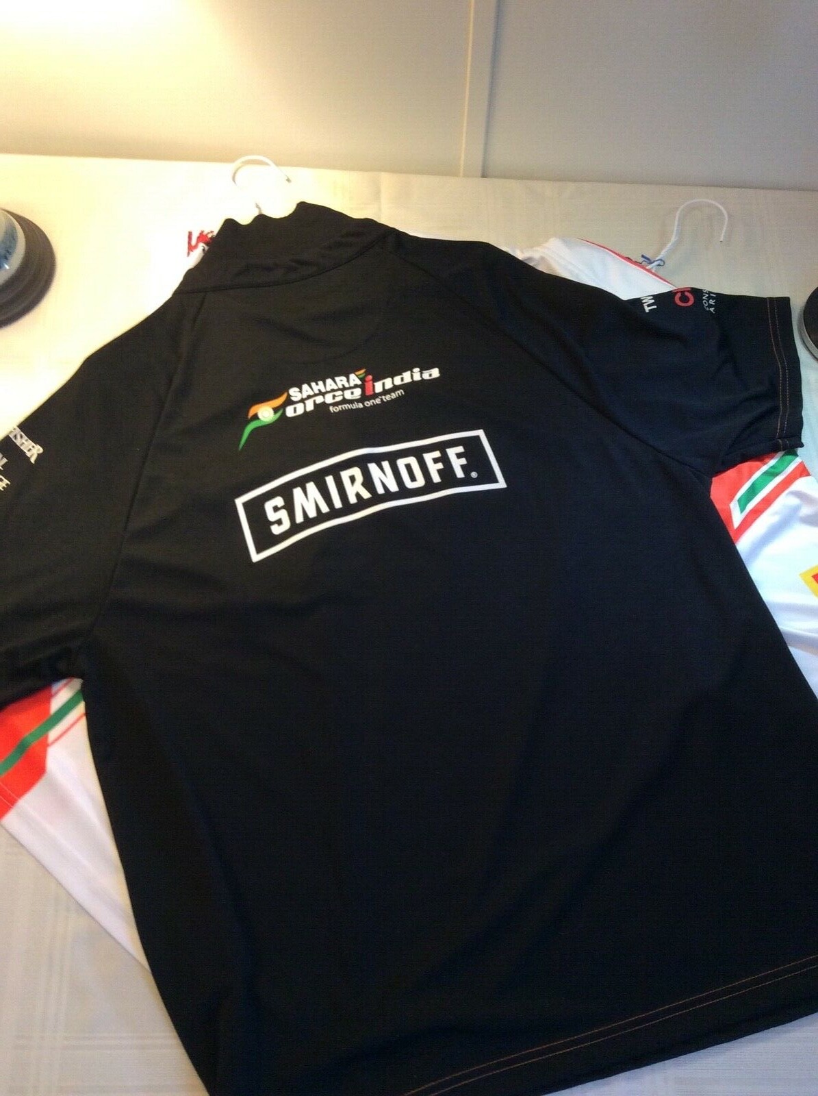 formula 1 shirt - SAHARA FORCE INDIA Black Jersey, White Jersey and Black Cap