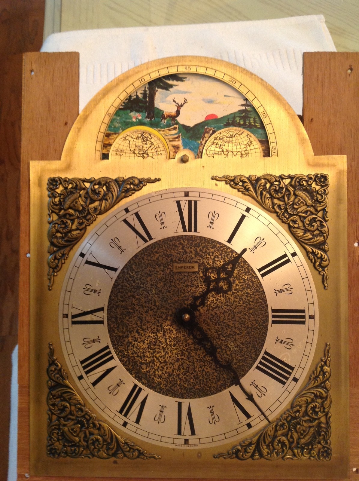 Emperor Hermle 451-050 H Grandfather Clock Movement & Moondial Brass Face 94cm