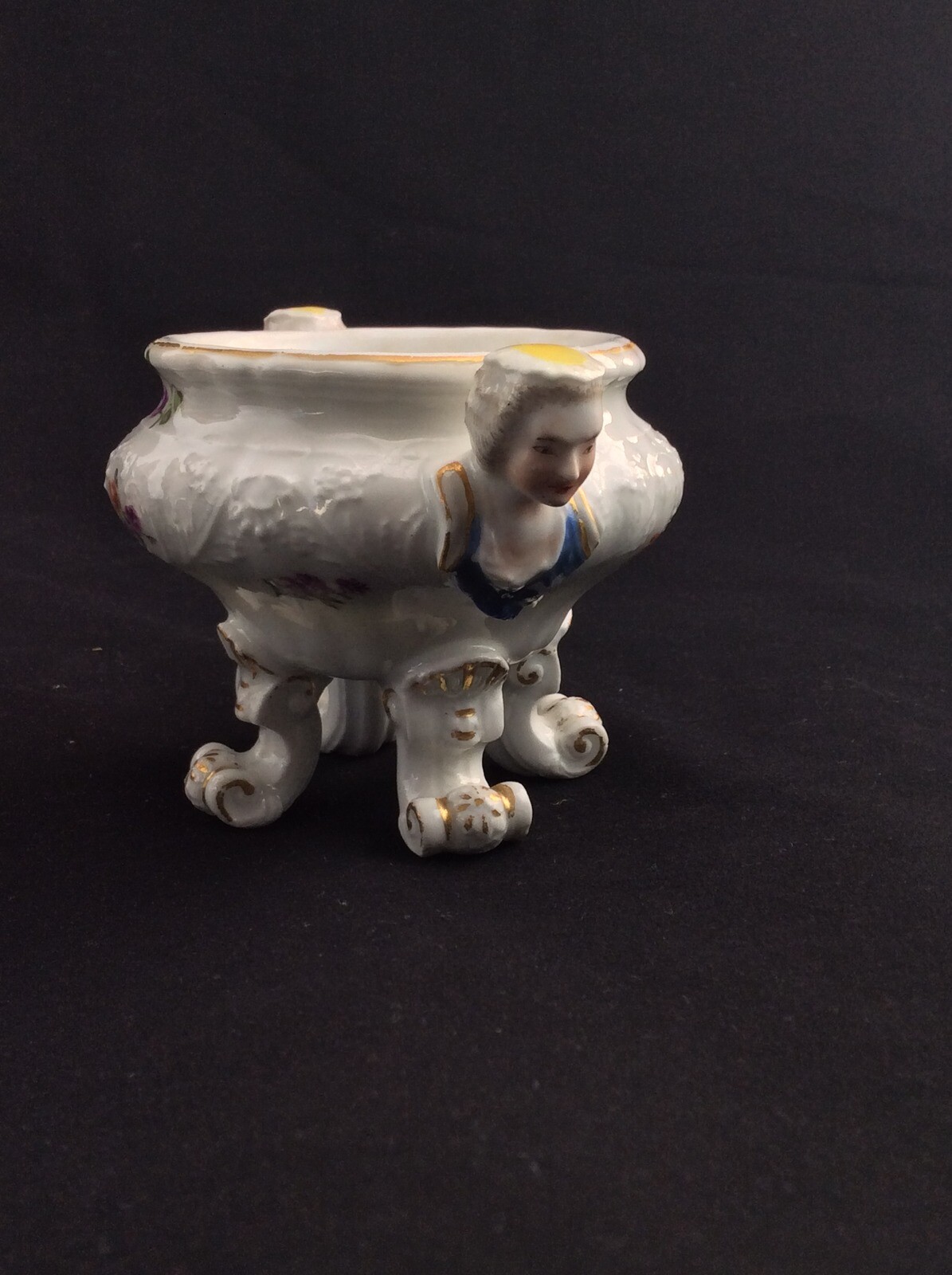 Antique Meissen porcelain footed salt