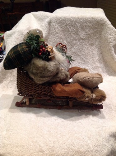 Old Santa In Sleigh