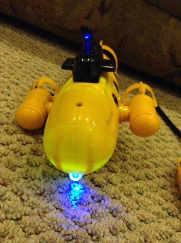 Blue Hat Toy Co. - Yellow Remote Control Submarine For Bath Or Pool