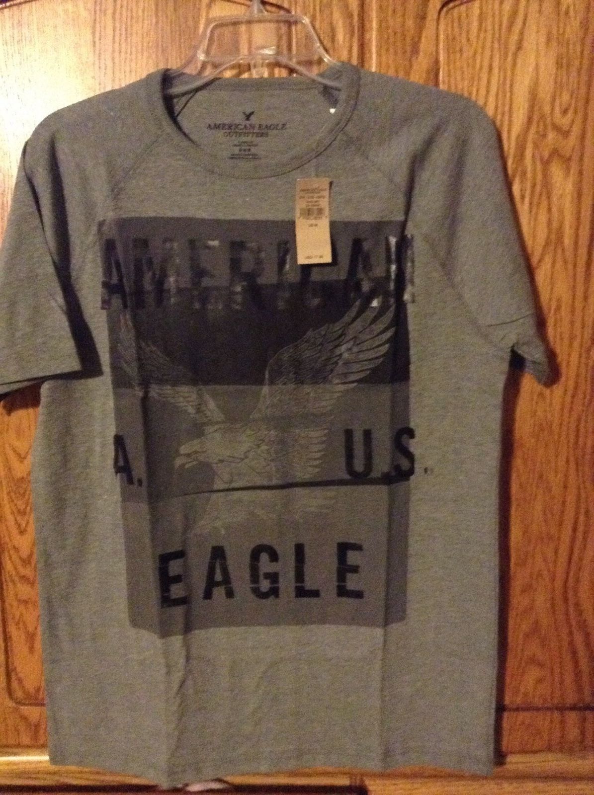 Мужская одежда American Eagle Outfitters