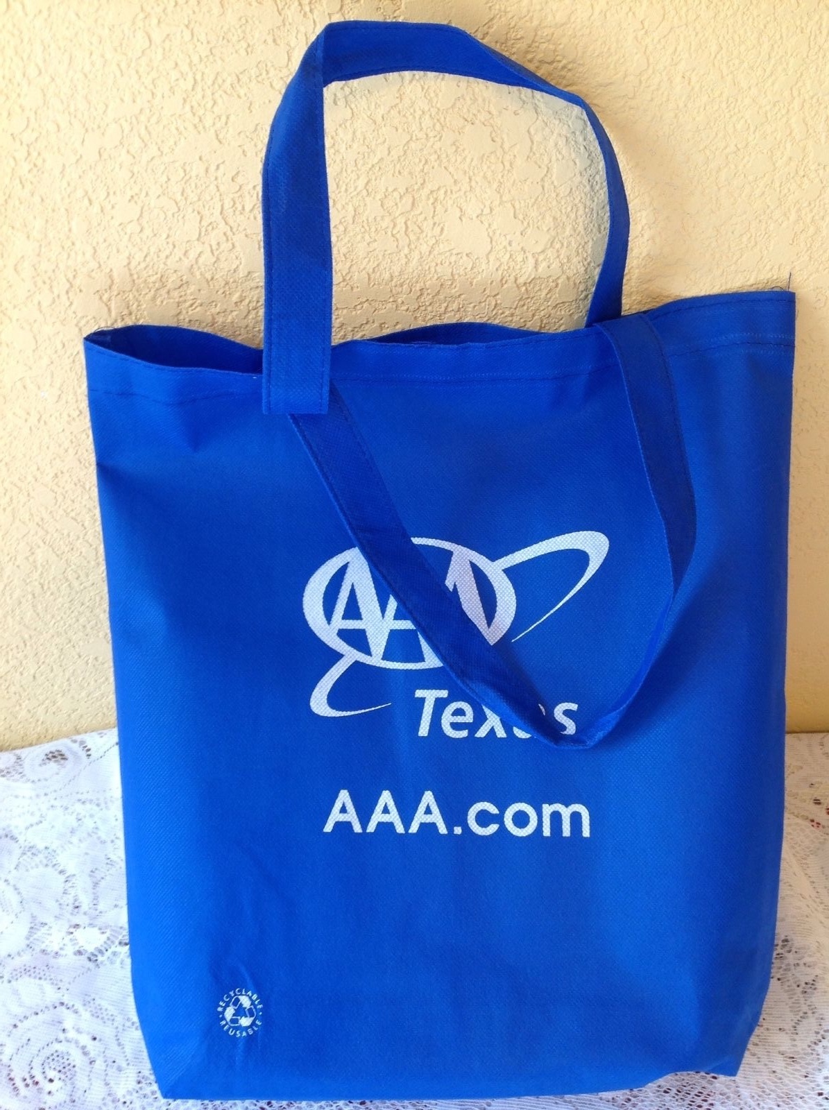 AAA PICNIC BLANKET PORTABLE BLUE 52X47 WATER RESISTANT OUTDOOR CAMPING BEACH