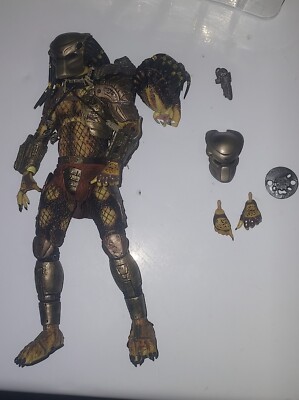 Used NECA Ultimate Jungle Hunter Predator Figure