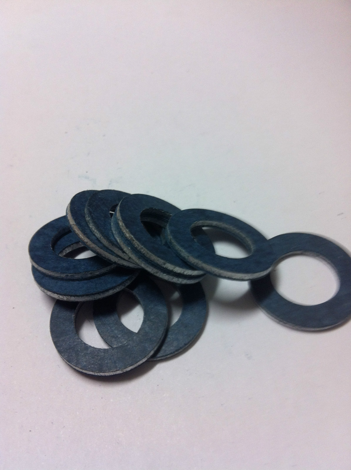 TOYOTA SUMP PLUG WASHER x 10 NEW GENUINE STYLE SUITS LANDCRUISER,PRADO