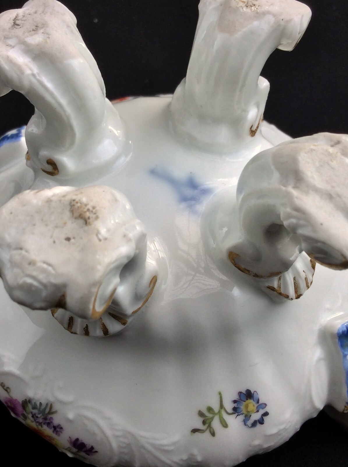 Antique Meissen porcelain footed salt