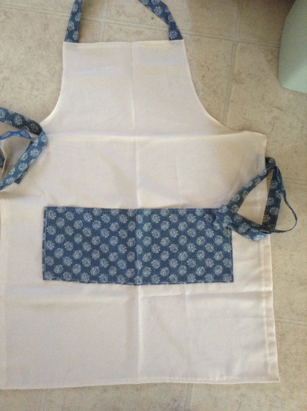 1 New Homemade Apron 