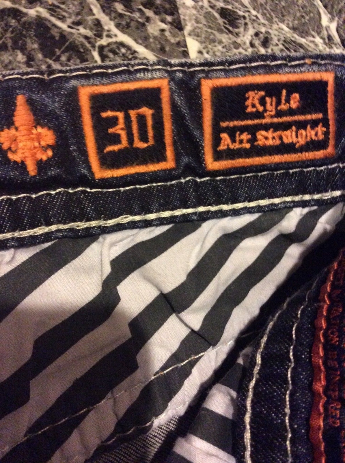 Brand New with Tags Men’s Rock Revival Kyle Alt Straight Jeans 30X32.5  30/32.5