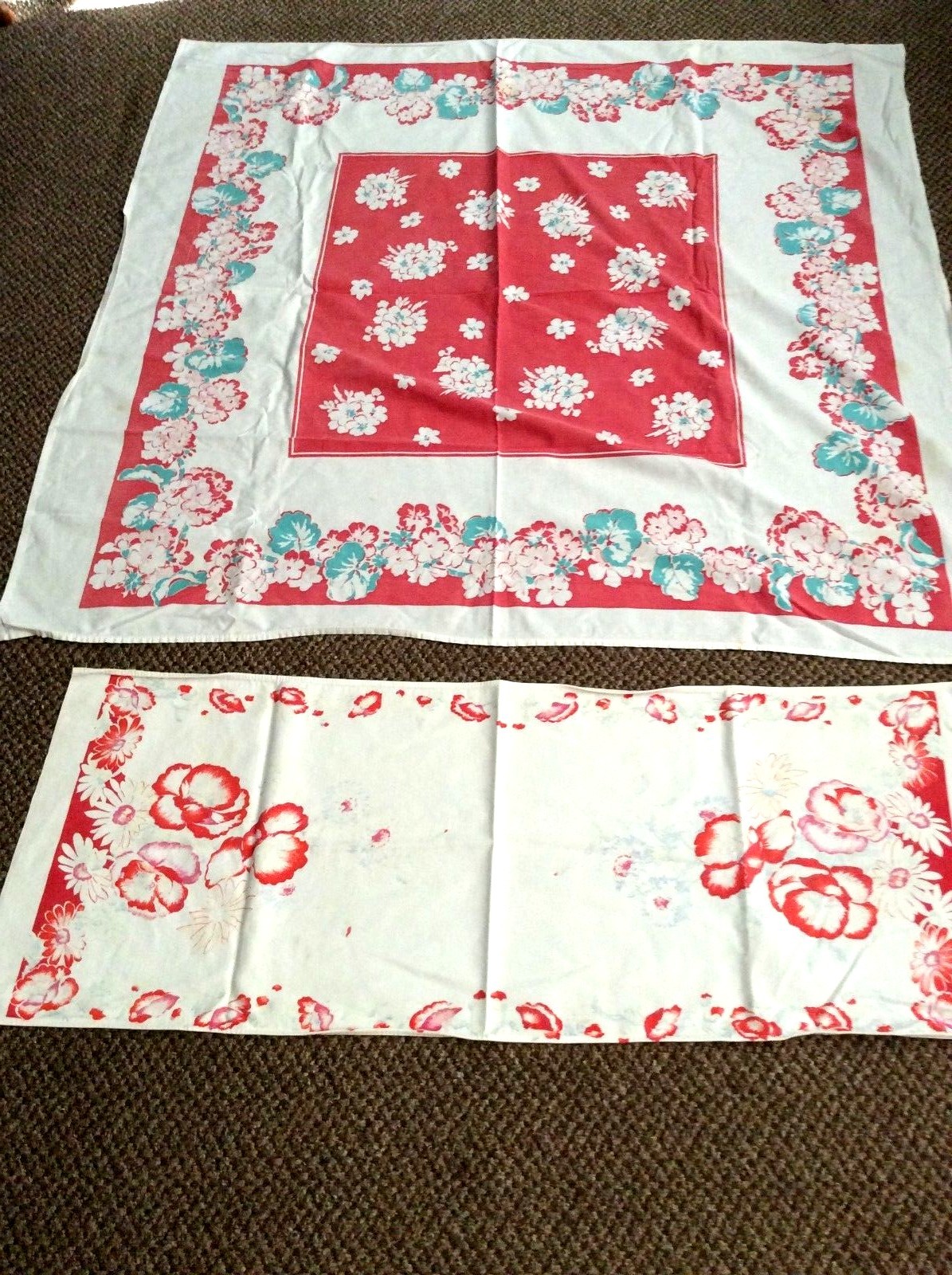 Vintage Kitchen Tablecloth + Runner