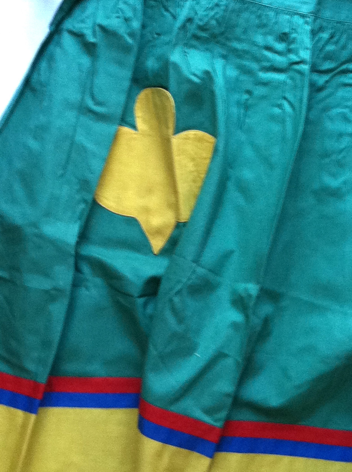 Vintage Cotton 1950's Bibbed Apron Appliqued pocket & Bias Trim  Good Condition