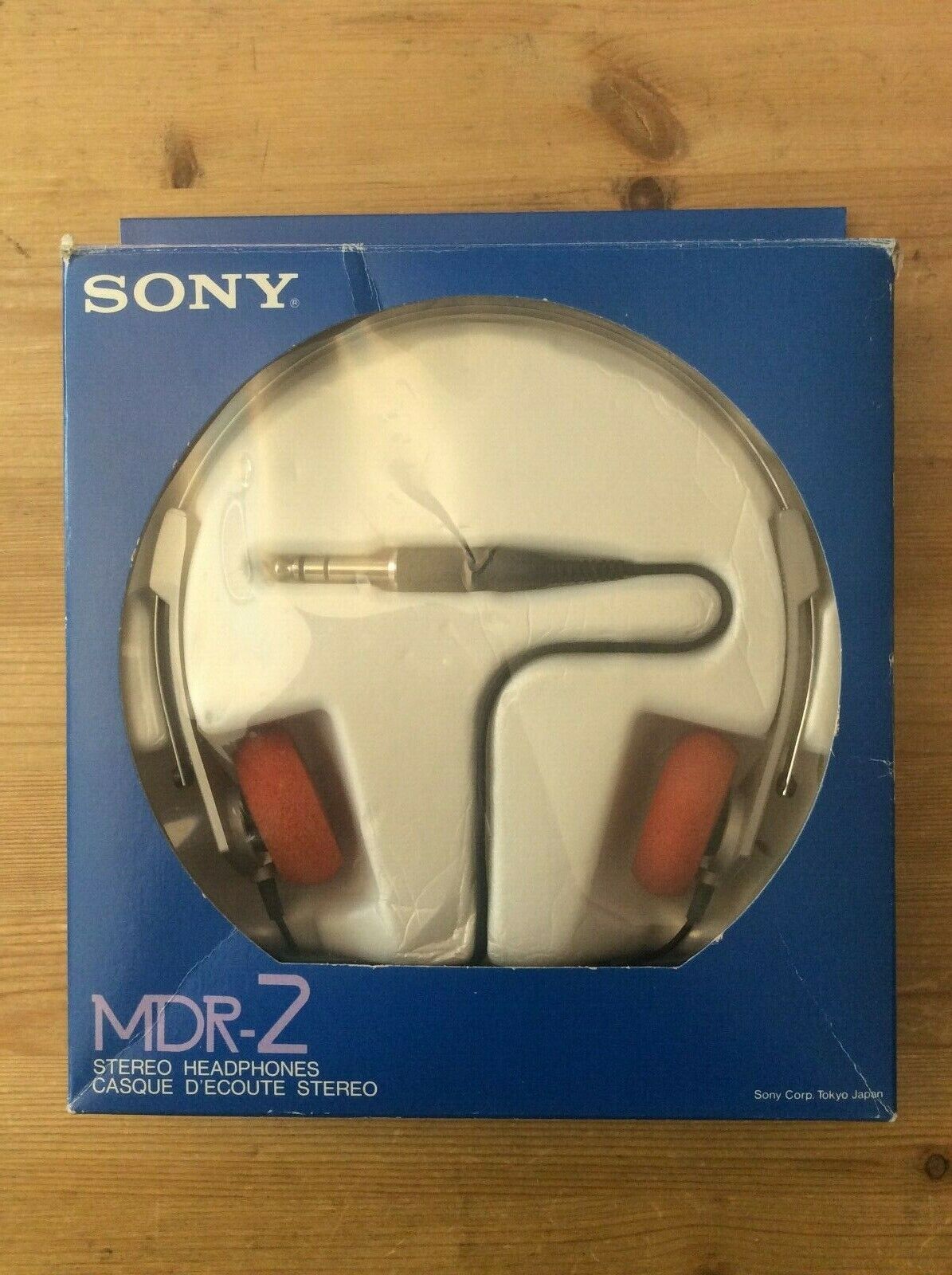 Sony Headphones 1980 MDR-2 w/ Box &Manual Made In Japan Sony Headphones 1980 MDR-2 w/ Box &Manual Made In Japan