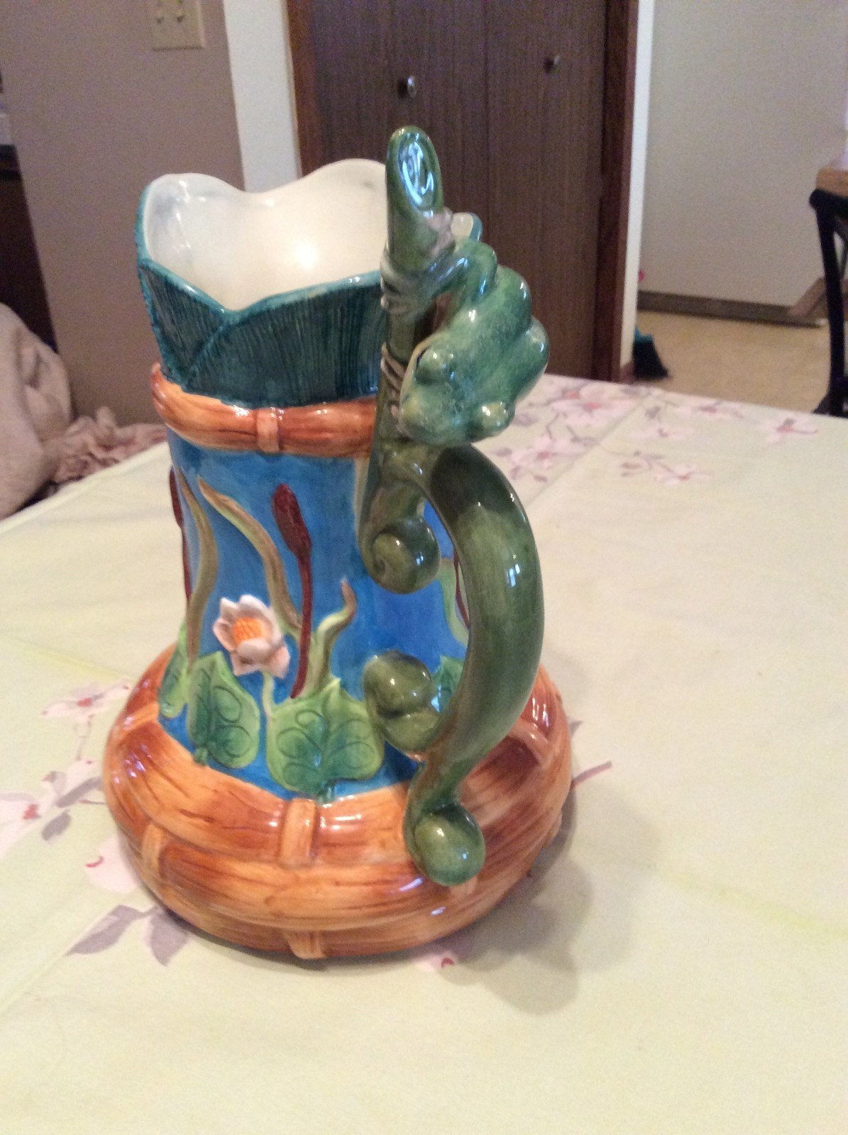 House Of Hatten Peggy Fairfax Herrick Frog Pitcher 10