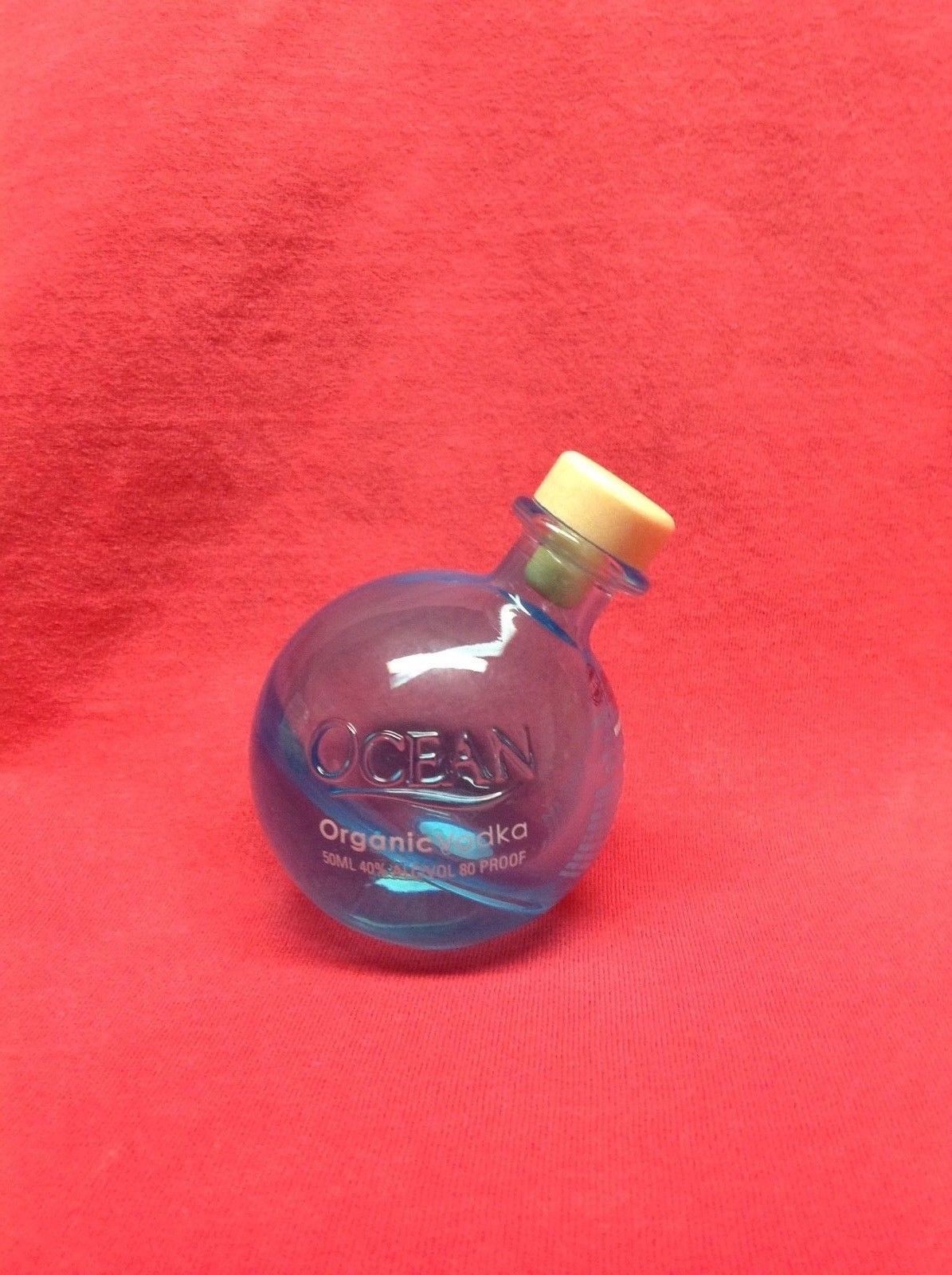 Mini Ocean Organic Vodka Round Glass Blue Liquor Bottle Maui HI 50ml