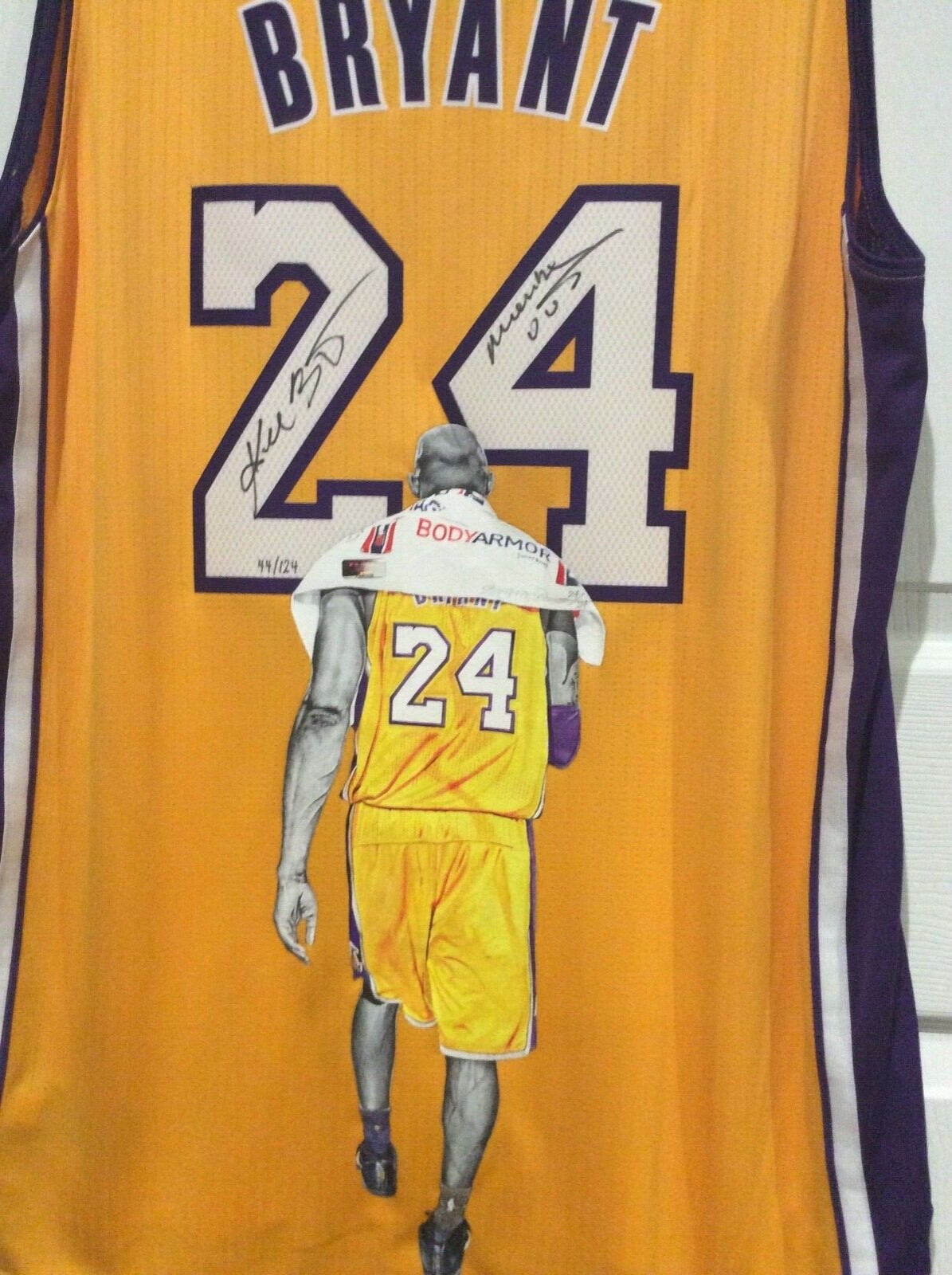 Kobe Bryant Signed “Mamba Out”Jersey Painted William Zavala LE ... Kobe Bryant Signed “Mamba Out”Jersey Painted William Zavala LE ...