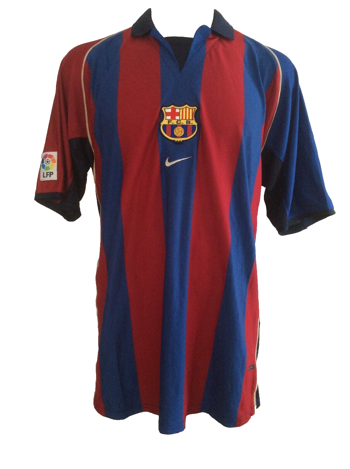 FC Barcelona 2000-2001 ホームユニフォームMサイズ CJ X NIKE X FC BARCELONA RETRO 2000/01 HOME SKELETON JERSEY