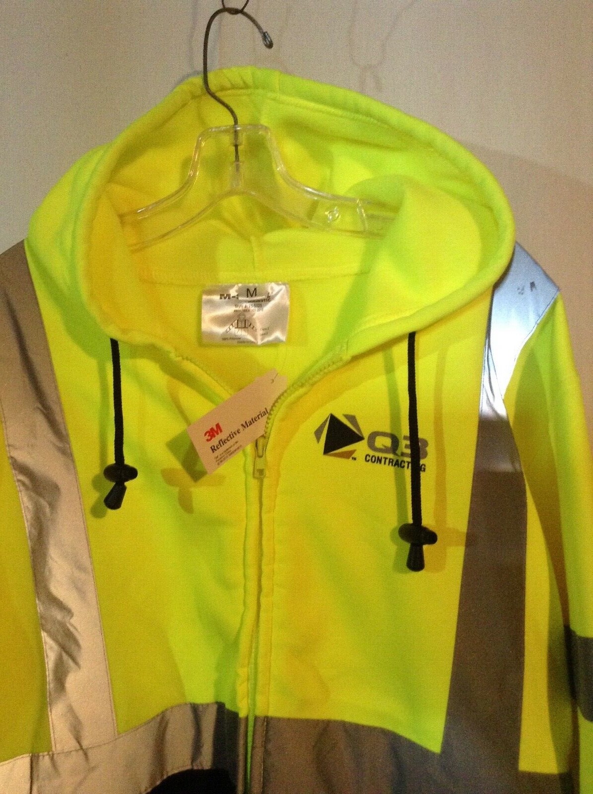 3M sweatshirt m safe by majestic reflective material zipper & hood size M