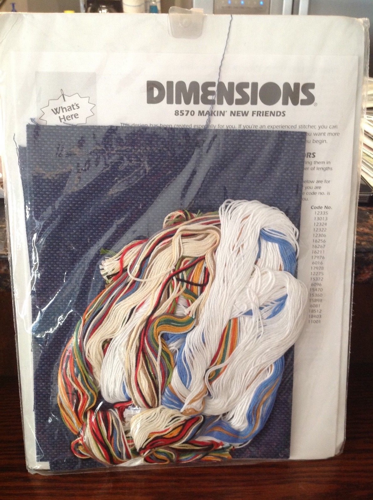 NIP Dimensions Counted Cross Stitch Kit 8570 Snowmen Makin' New Friends 14x10