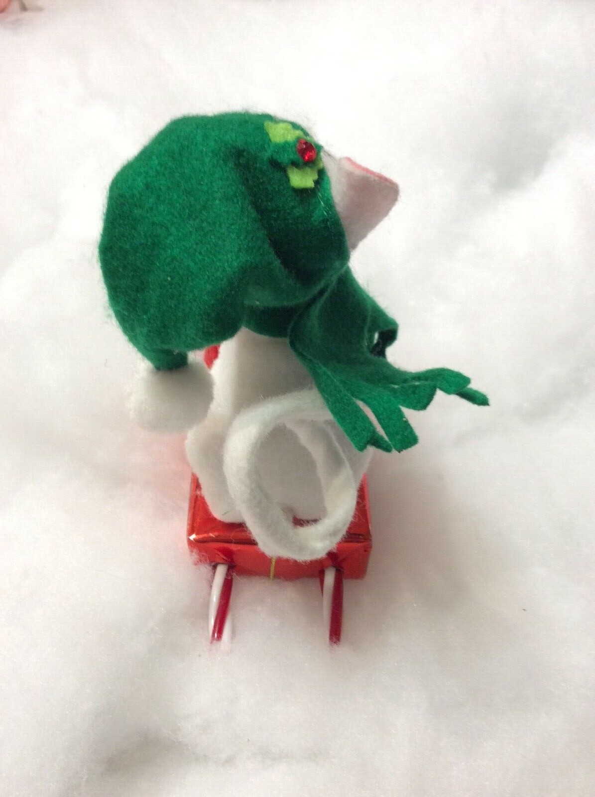 VINTAGE ANNALEE CHRISTMAS MOUSE CANDY CAND SLED