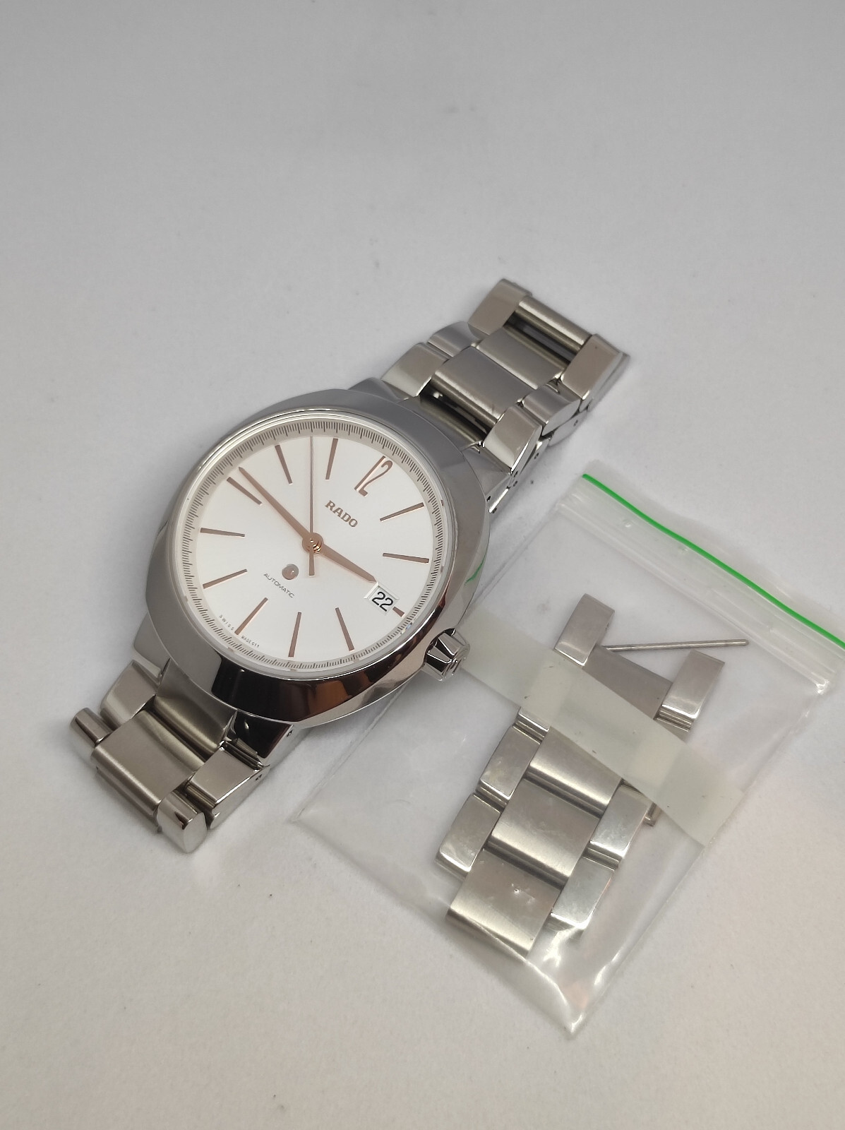 Authentic RADO D Star Men 658.0513.3 Automatic Watch - Read Authentic RADO D Star Men 658.0513.3 Automatic Watch - Read