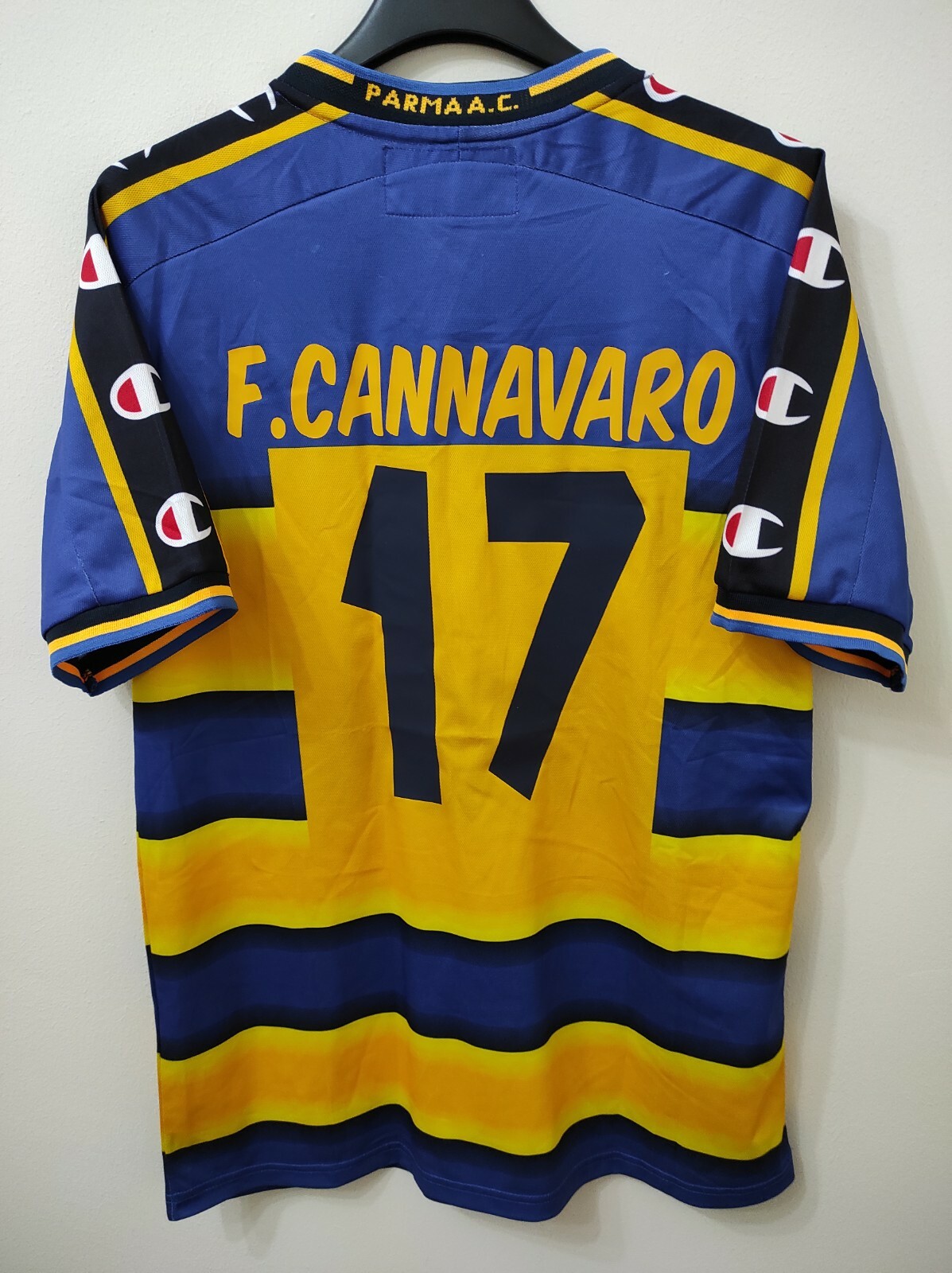 パルマ F. CANNAVARO 17 シャツ Parma AC F.Cannavaro #17 Football 2001-2002 Vintage Jersey