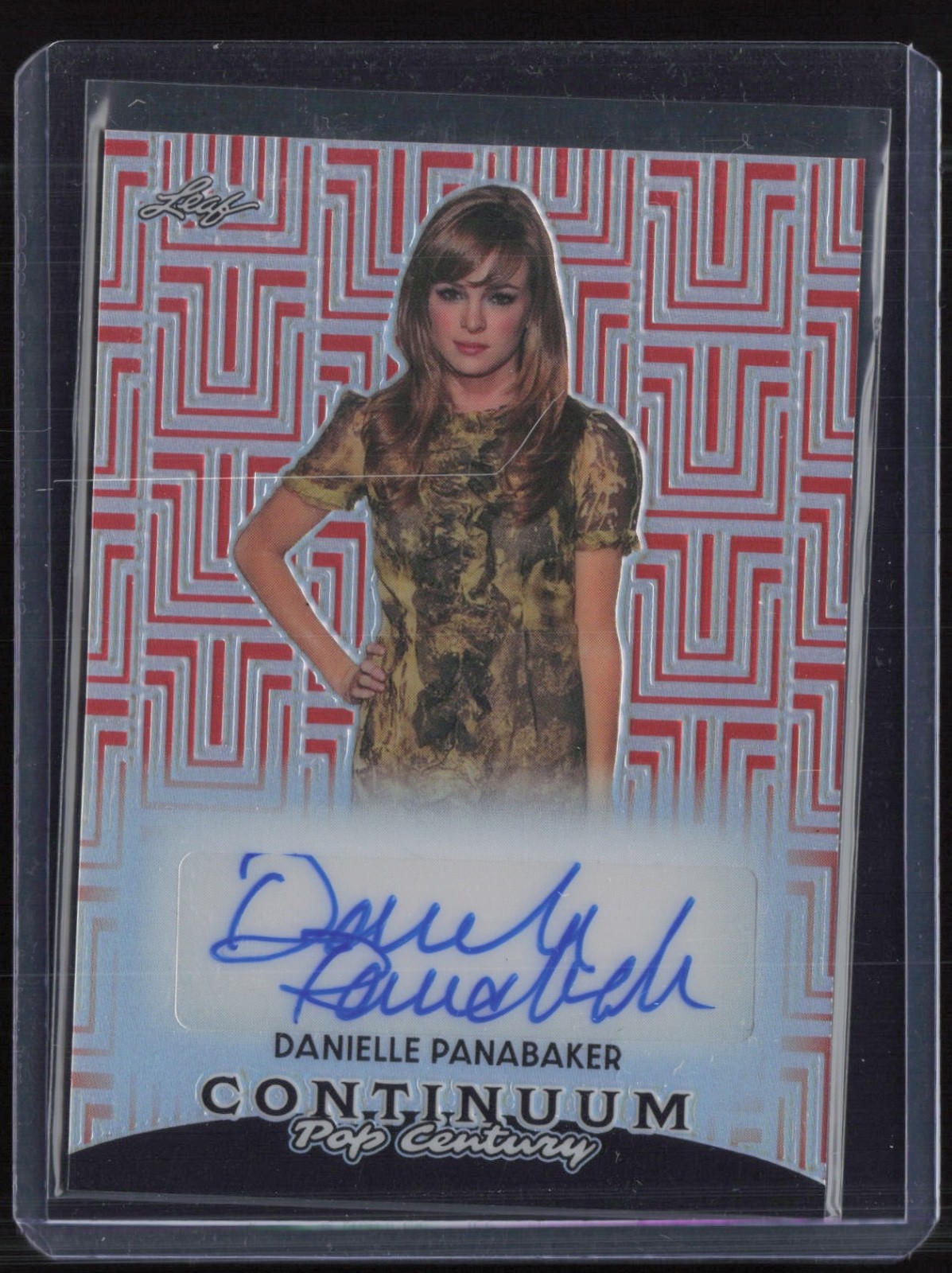 2023 Leaf Pop Century Continuum Red Danielle Panabaker Auto Autograph 29/49