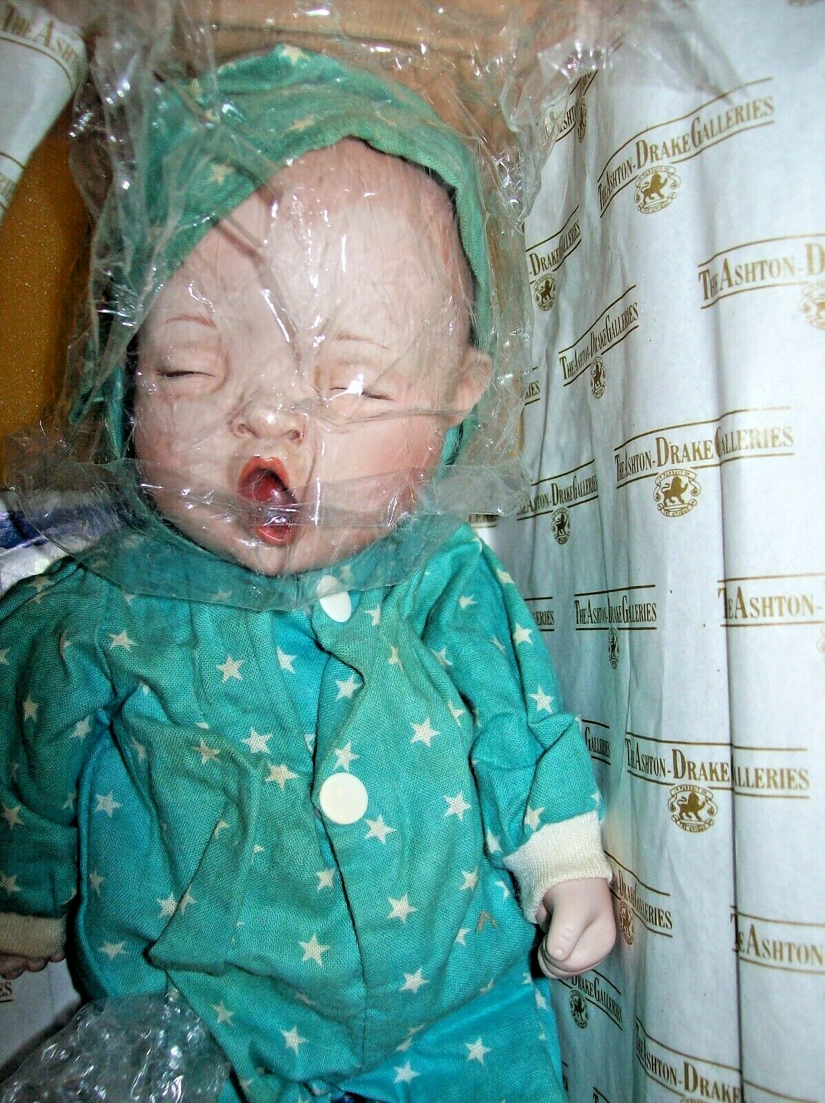 ASHTON DRAKE/ YOLANDA BELLO 