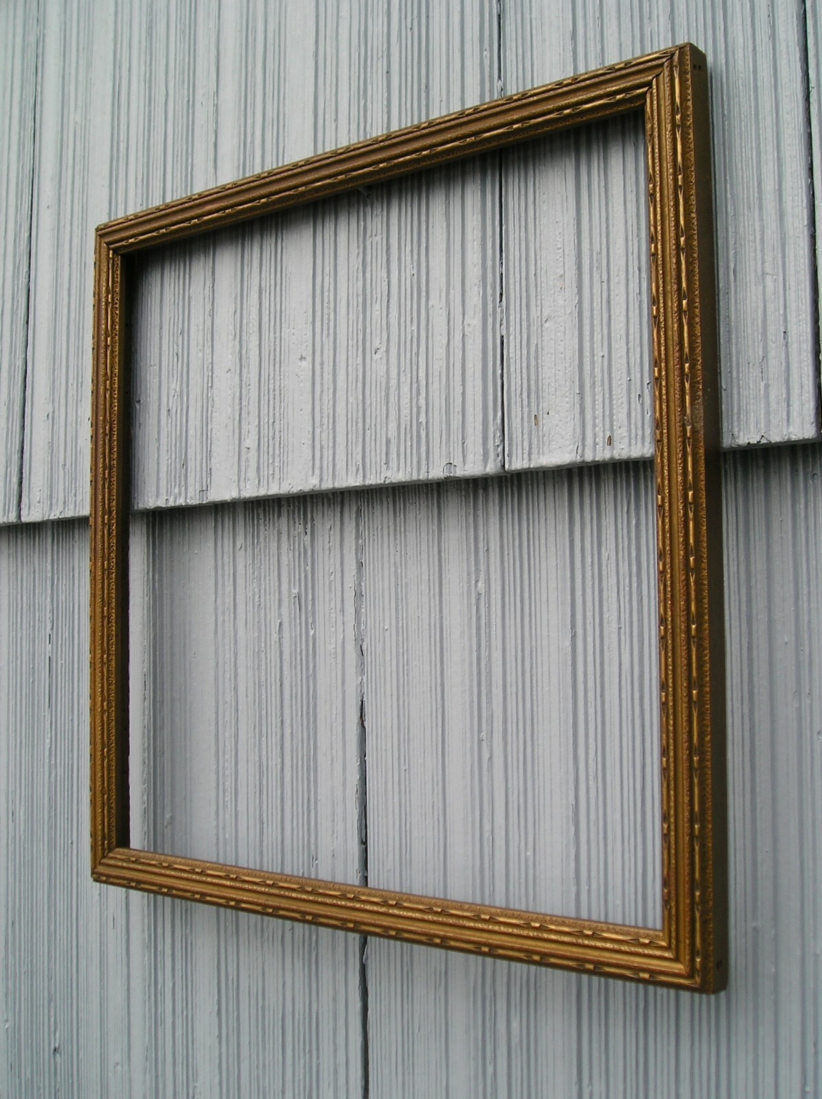 Vintage Art Crafts Gold Bronze Gilt Finish Fine Design Picture Frame 12 x 12