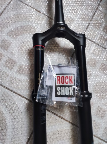 New 2022 RockShox Lyrik Select 29 New 2022 RockShox Lyrik Select 29