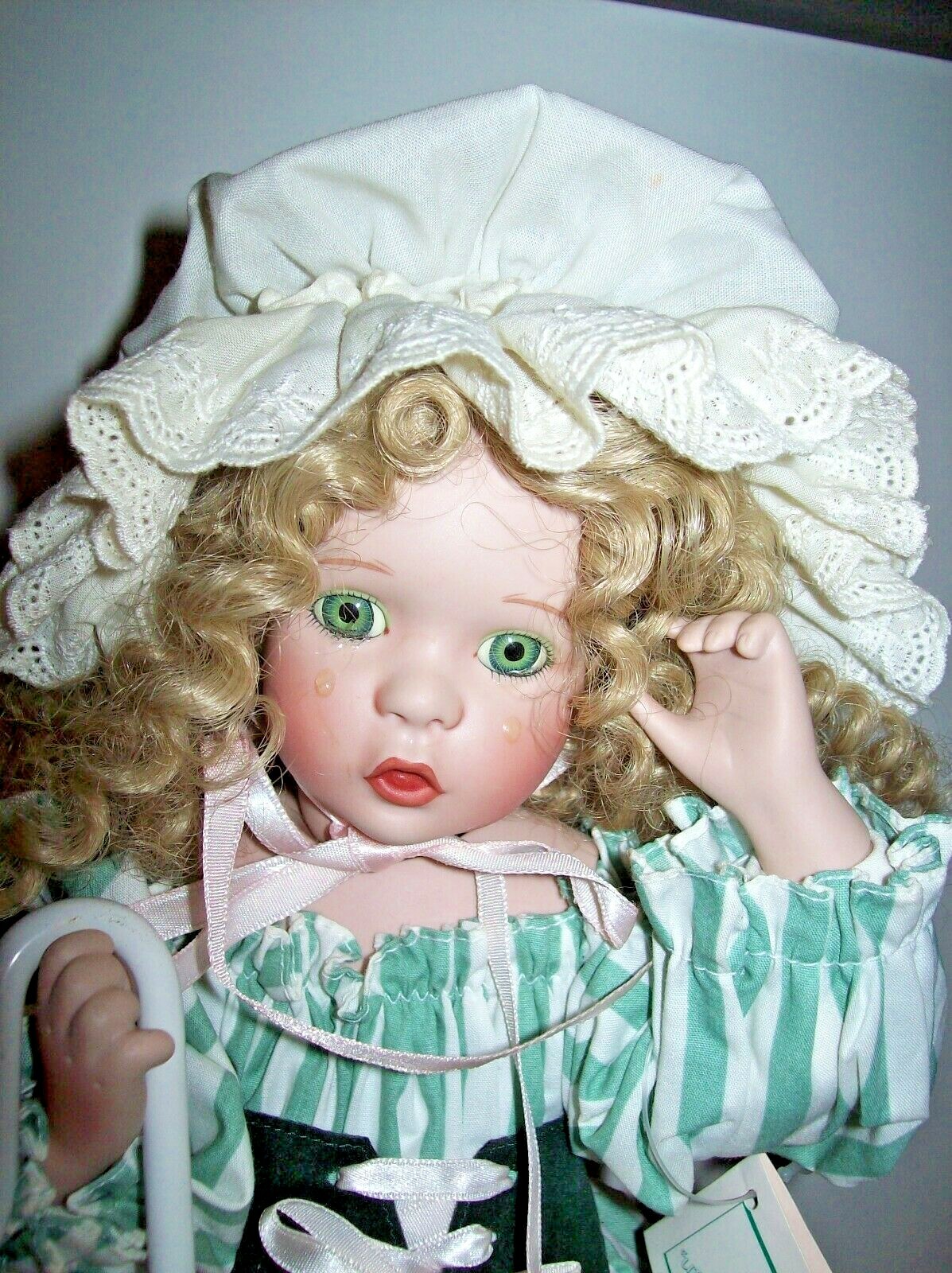 ASHTON DRAKE / WENDY LAWTON PORCELAIN & CLOTH 15 INCH 