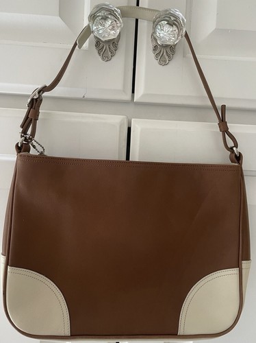 【ラッピング無料】 Coach Brown & Tan Handbag Excellent Condition KOK-8148 Older バッグ