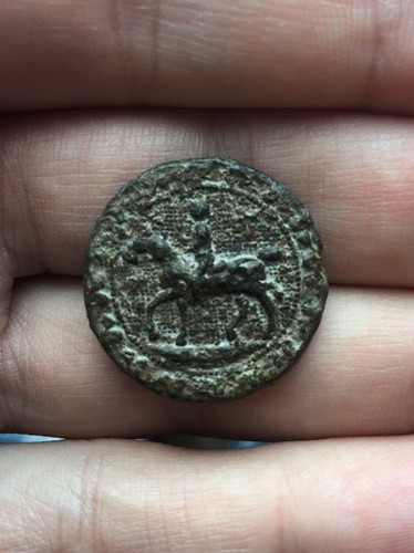 Rare Rev War Loyalist Dragoon’s Military Button - with Shank