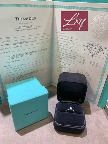 Tiffany & CO. Diamond & Platinum Engagement Ring Size 4