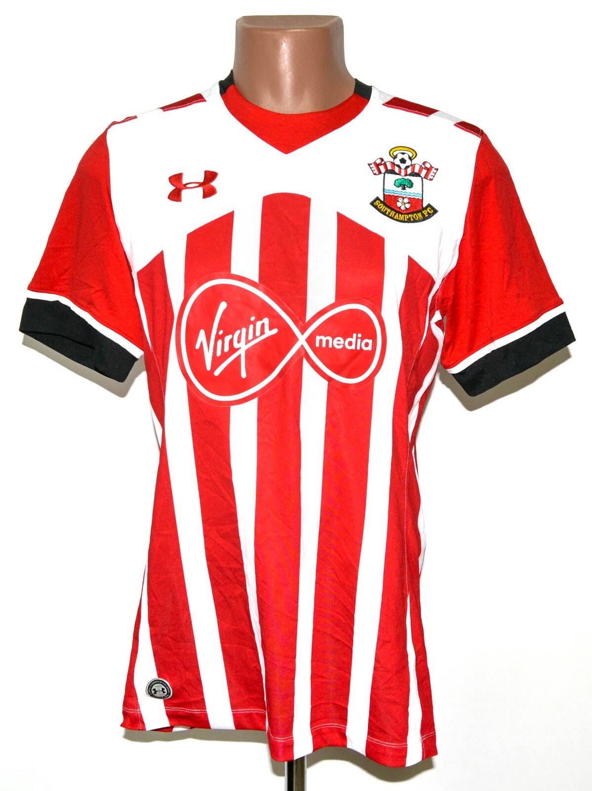 Southampton FC Under Armour シャツ M SOUTHAMPTON 2016/2017 HOME FOOTBALL SHIRT SIZE M ADULT UNDER