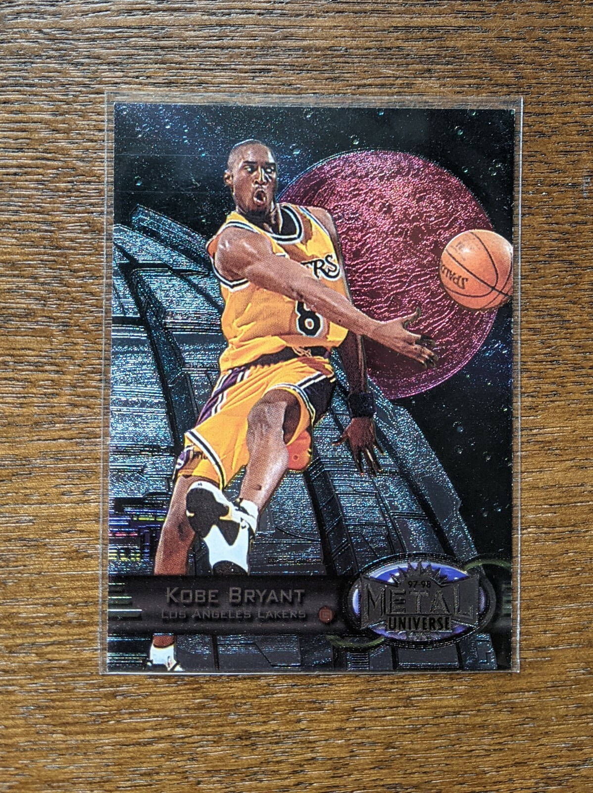 その他 NBA Kobe Bryant Planet l Kobe Bryant 1997/1998 Skybox Metal Universe Planet Metal