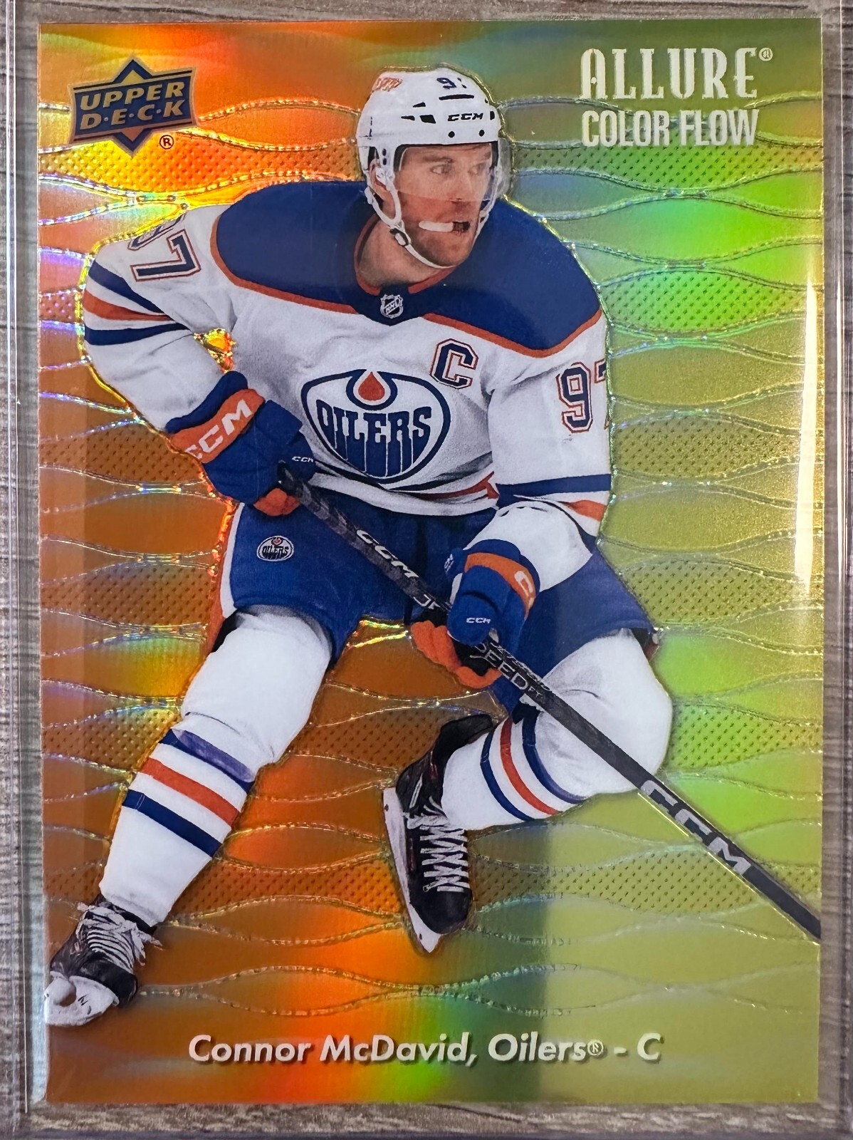 UPPER DECK NHLカード FULL FORCE CONNOR McDAVID OILERS #V-CM 送料無料 中古 IT1 Connor Mcdavid 2023-24 upper Deck Series 1 Base #67 | eBay