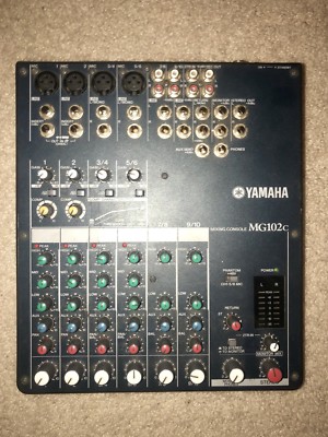 YAMAHA MG-102C 10 CHANNEL MIXING CONSOLE **NO POWER CORD**