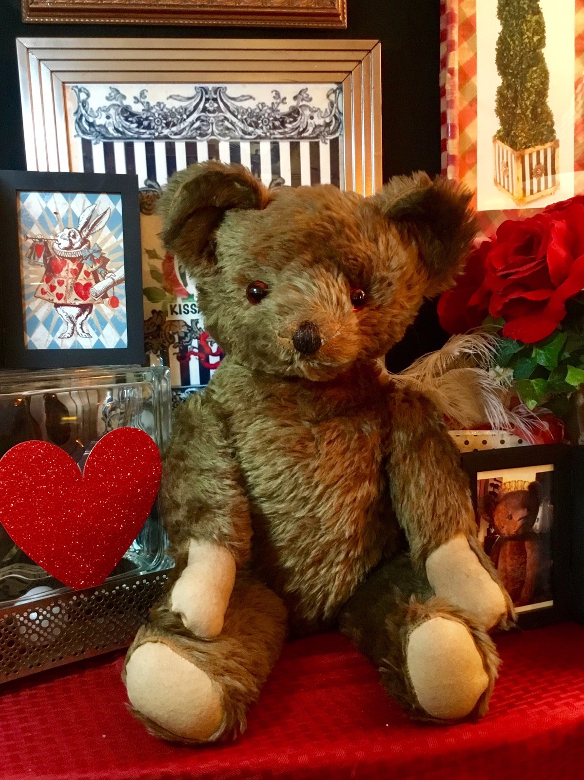 26” ANTIQUE 1930s KNICKERBOCKER, BIG AND BEAUTIFUL AMERICAN MOHAIR TEDDY BEAR!
