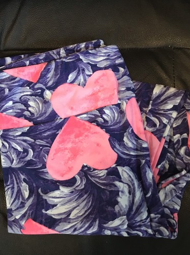 NWT LuLaRoe Happy Hearts Leggings - Purple with Pink Hearts