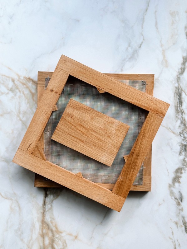 Envelope mould and deckle for handmade paper making. Paper making