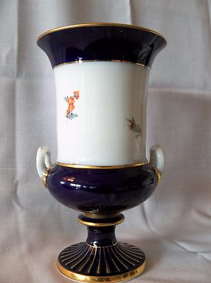 MEISSEN COBALT BLUE DOUBLE HANDLED 9.5