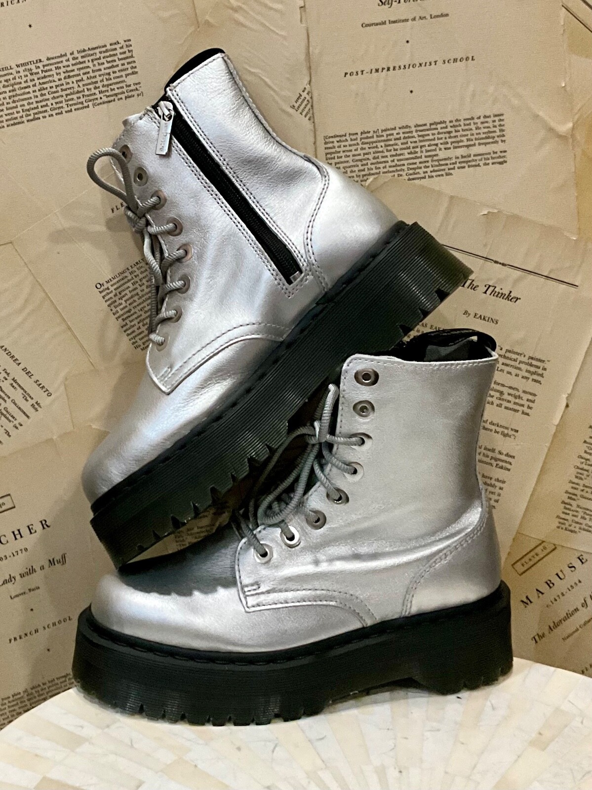 Кожаные ботинки Free People Dr Martens Jadon на платформе серебристый металлик 41/9 НОВЫЕ