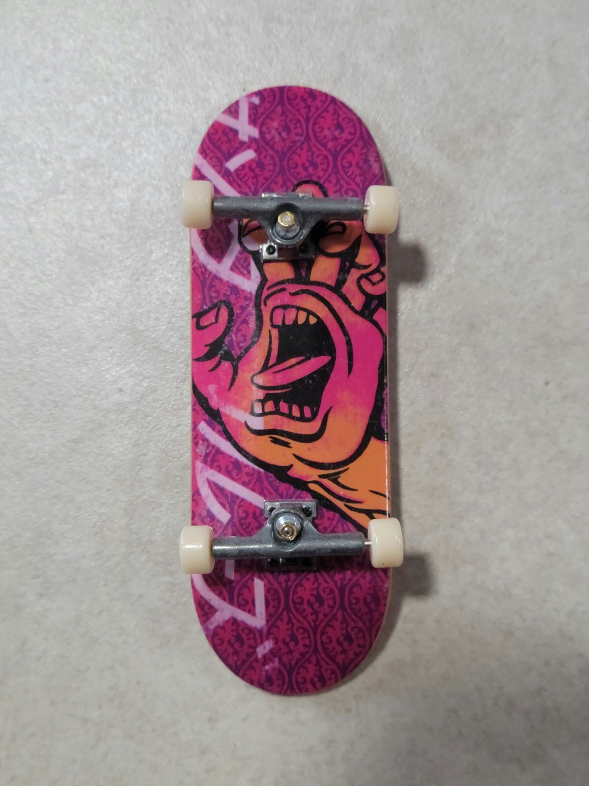 スケートボード Tech Deck SANTA CRUZ Tech Deck Santa Cruz Handboard | Zumiez