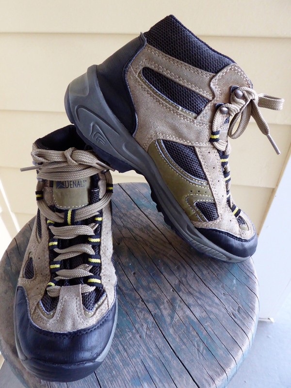 Denali hiking shop shoes