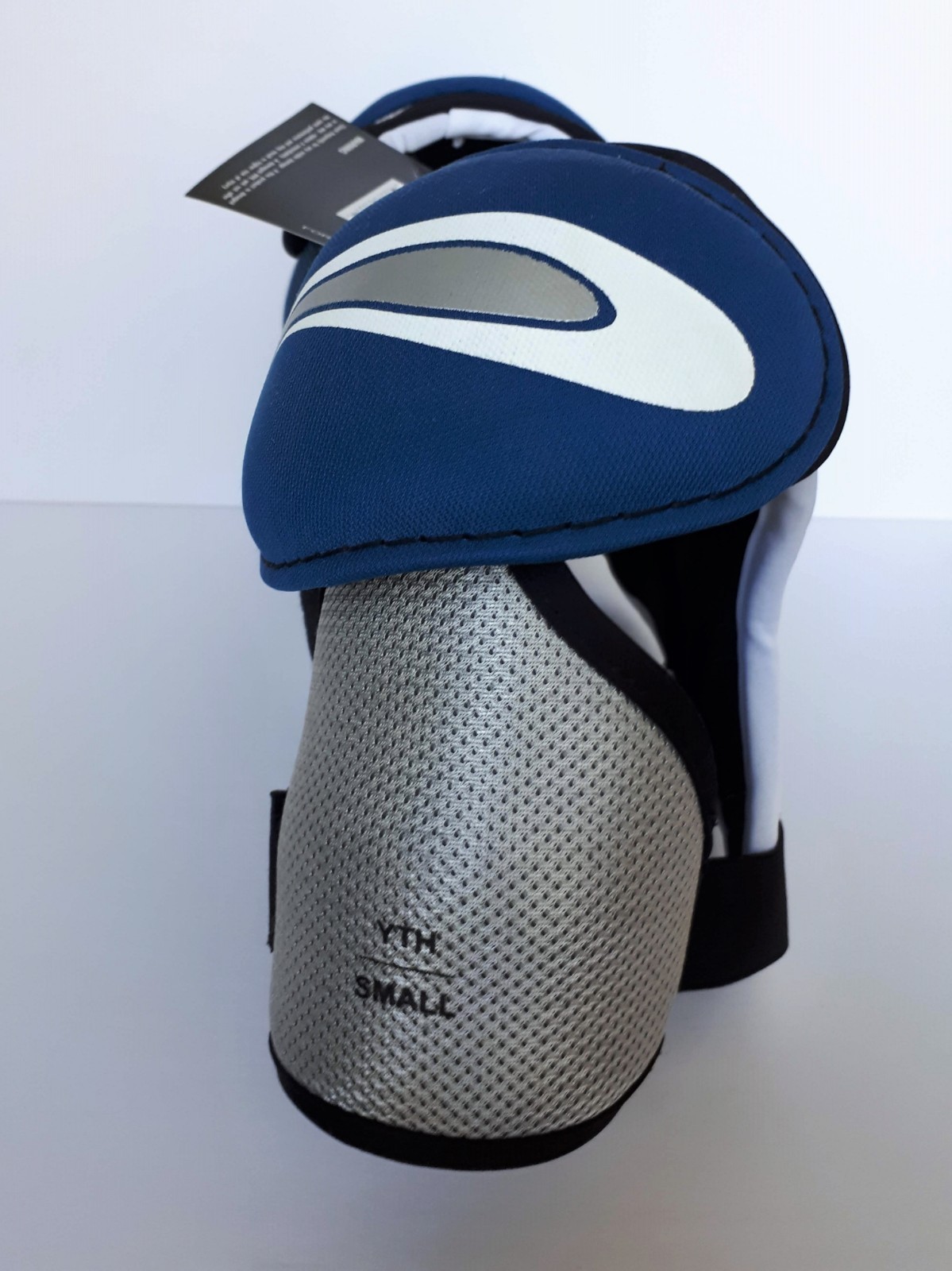 Sports Excellence Lil' Maxx Powertek Youth Small Hockey Shoulder Pads