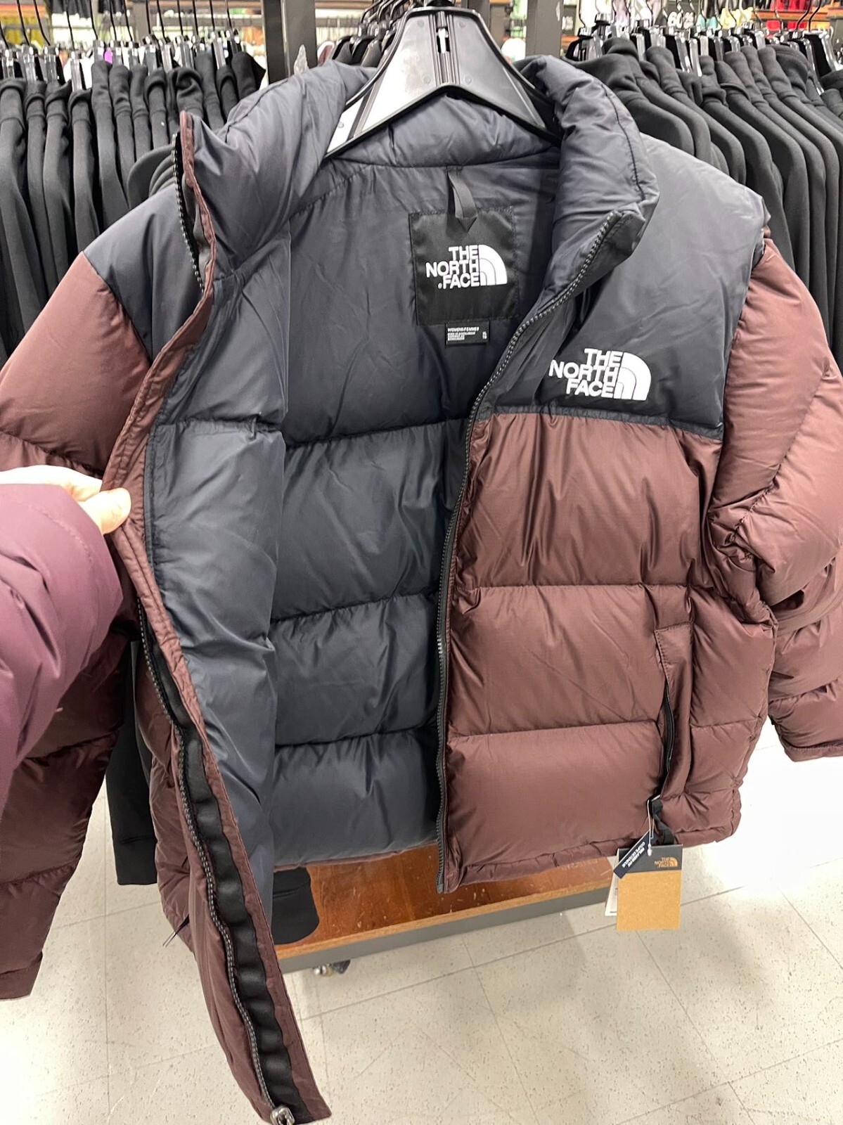 THE NORTH FACE WOMENS/ THE NORTH FACE 1996 RETRO NUPTSE JACKET 700 DOWN-COALBRWN