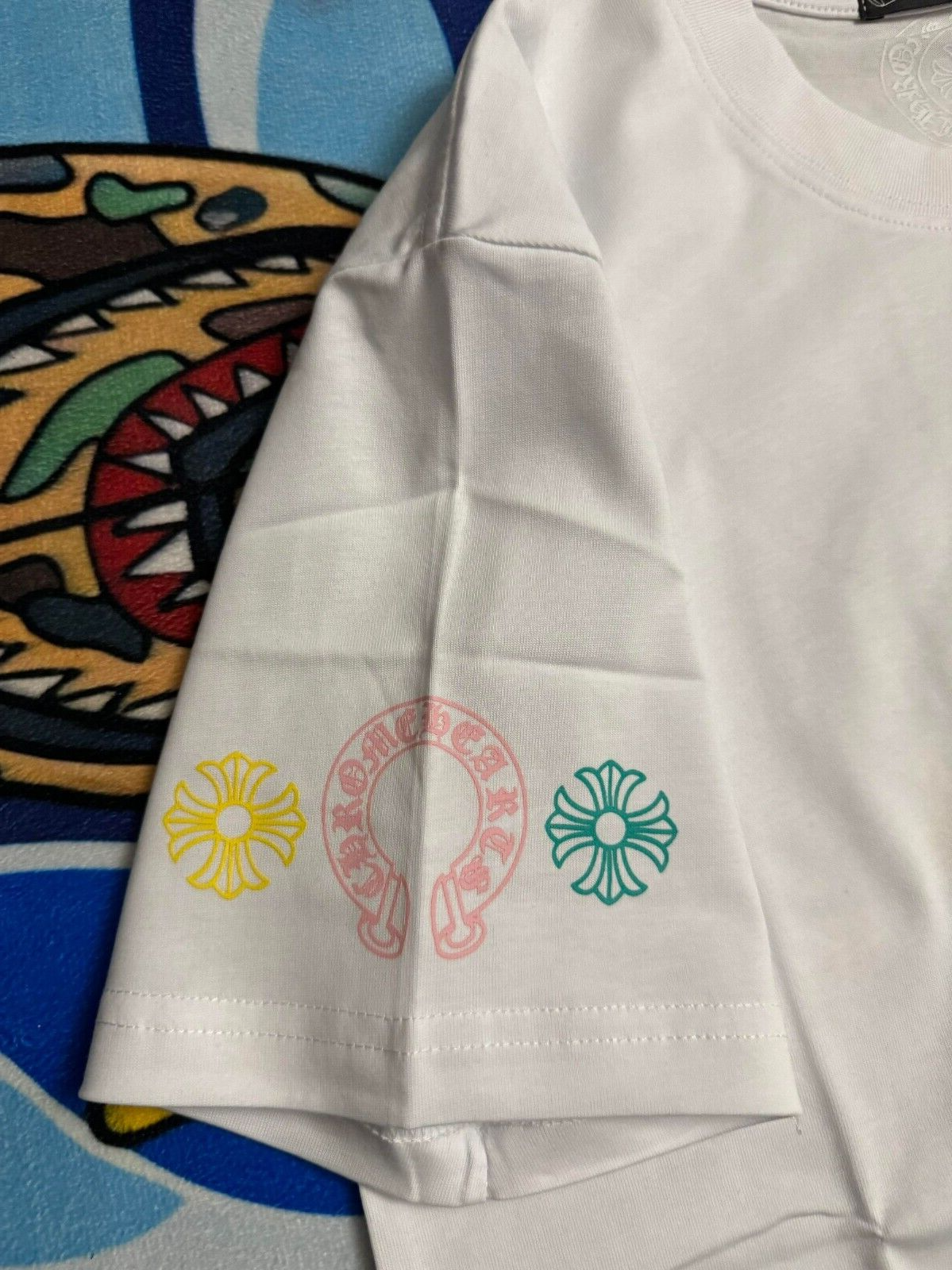 CHROME HEARTS CHROME HEARTS LOGO POCKET T-SHIRT ( WHITE ) / SIZE M/ L/ XXL