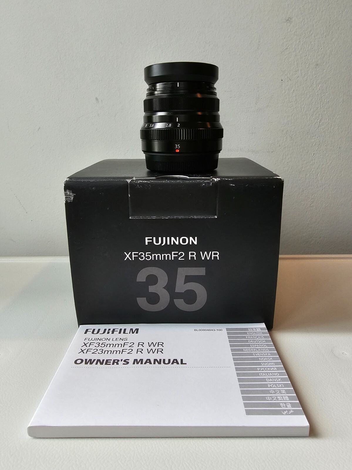 美品 FUJIFILM XF 35mm F2 R WR FUJINON F2 Amazon.com : Fujifilm Fujinon XF35mmF2 R WR - Silver