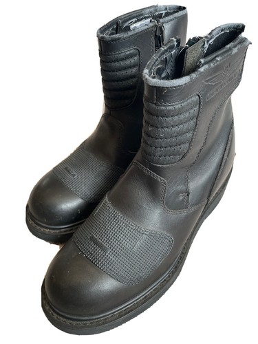 Size 7.5 D Hn101