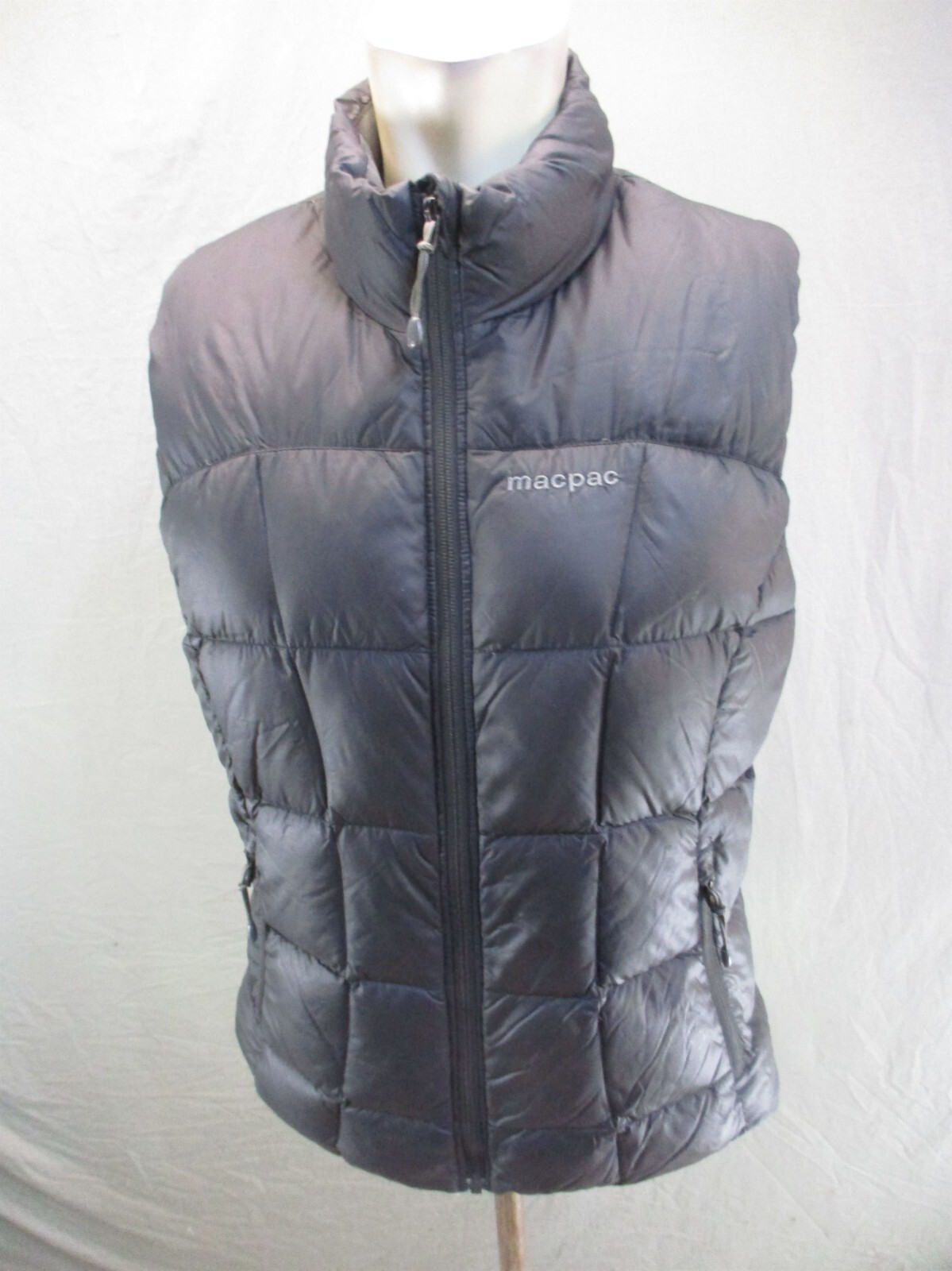 MACPAC Size S Womens Black Duck Down 100 Nylon Full Zip Insulated Vest 152 eBay